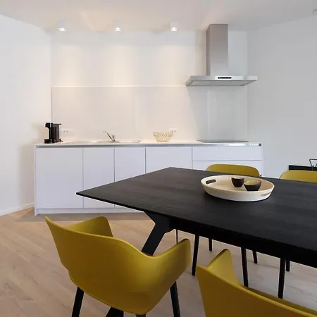 1-bedroom With Spacious Terrace Lägenhet Gent