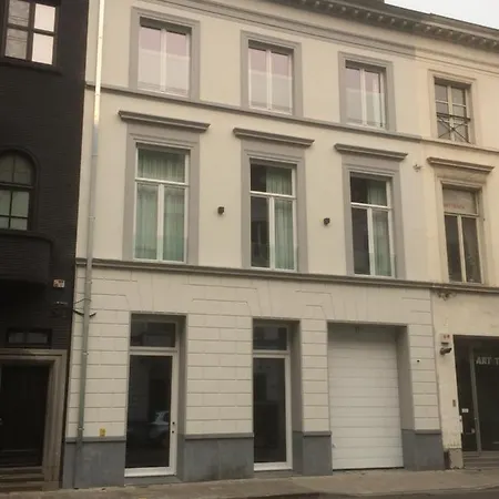 1-bedroom With Spacious Terrace Lägenhet